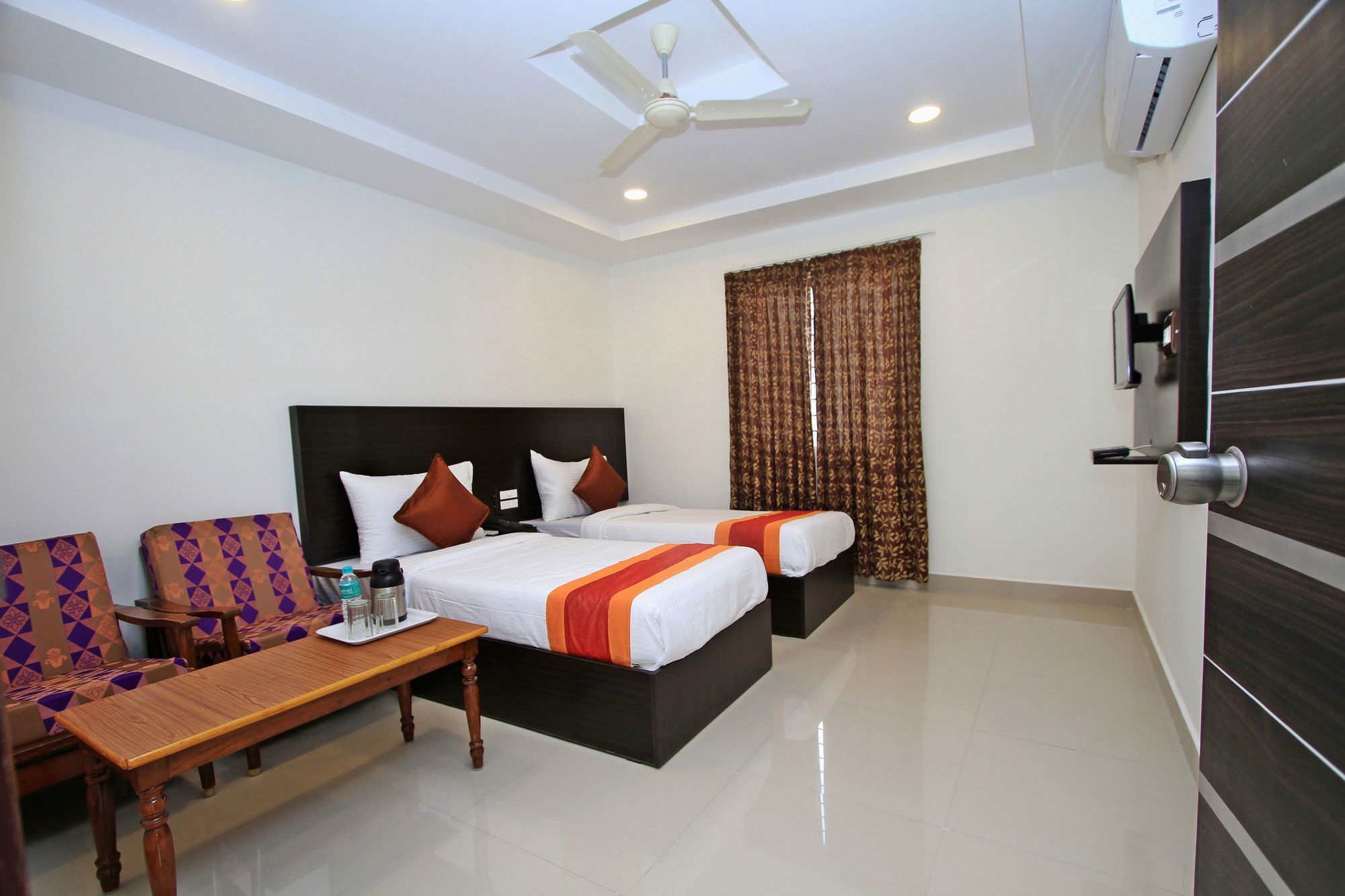 Oyo 4733 Champion Residency Otel Bangalore Dış mekan fotoğraf